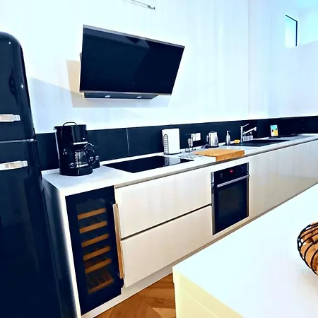 La Rotonde Remoise Apartment